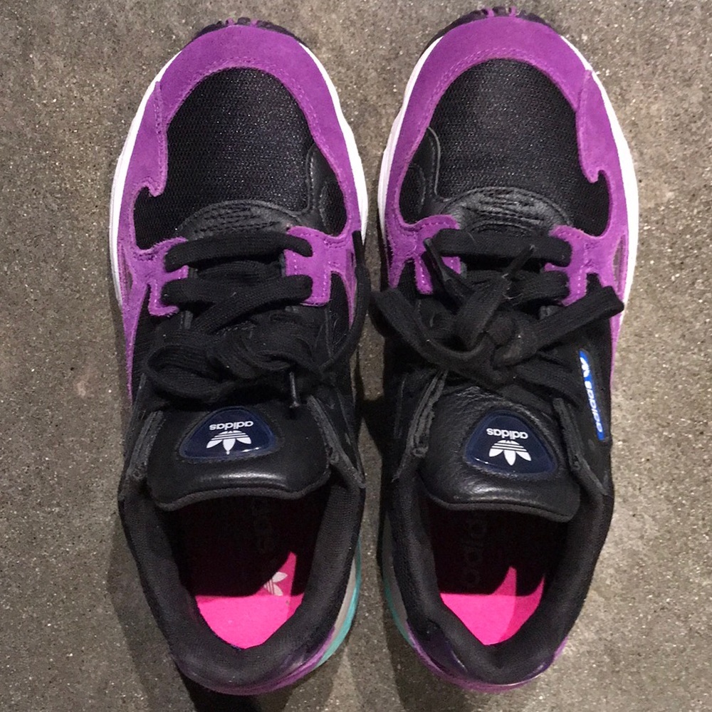 Adidas Originals Falcon size 8.5 Women’s